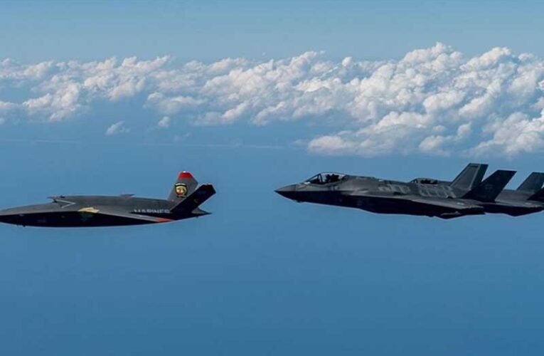 Kratos’ XQ-58A Valkyrie Tests Electronic Attack with F-35s