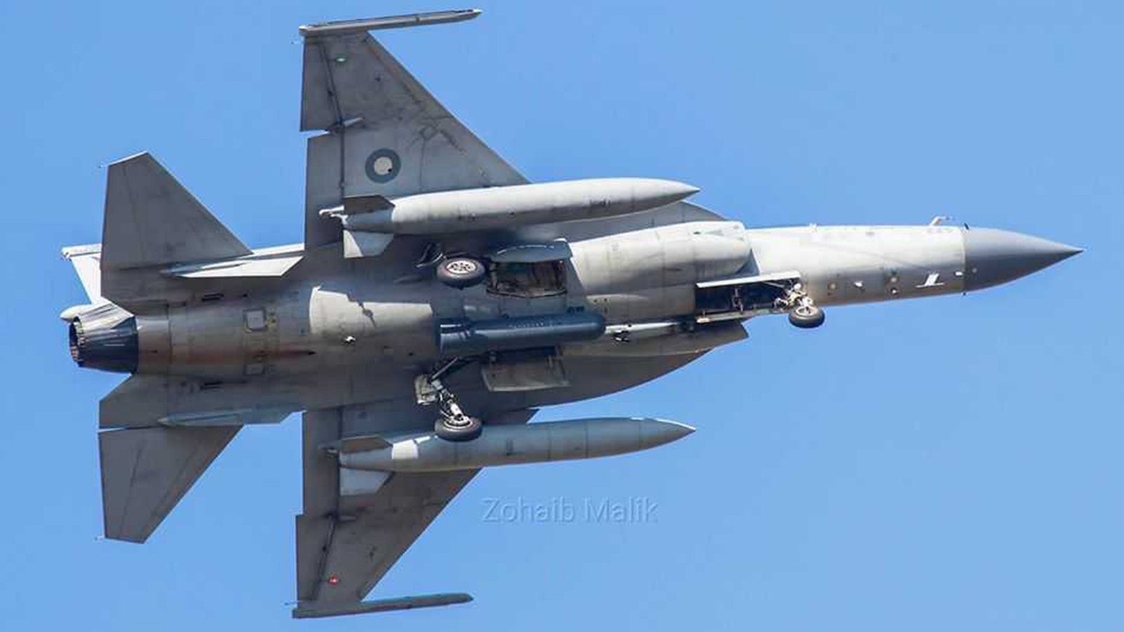 Pakistan Airforce JF17 Thunder Aselpod