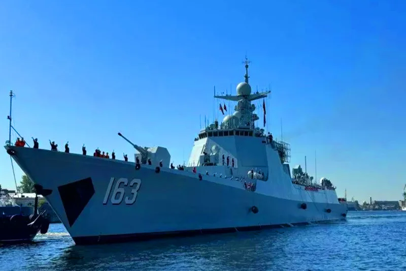Chinese Warship Joins Russian Navy Day in St. Petersburg
