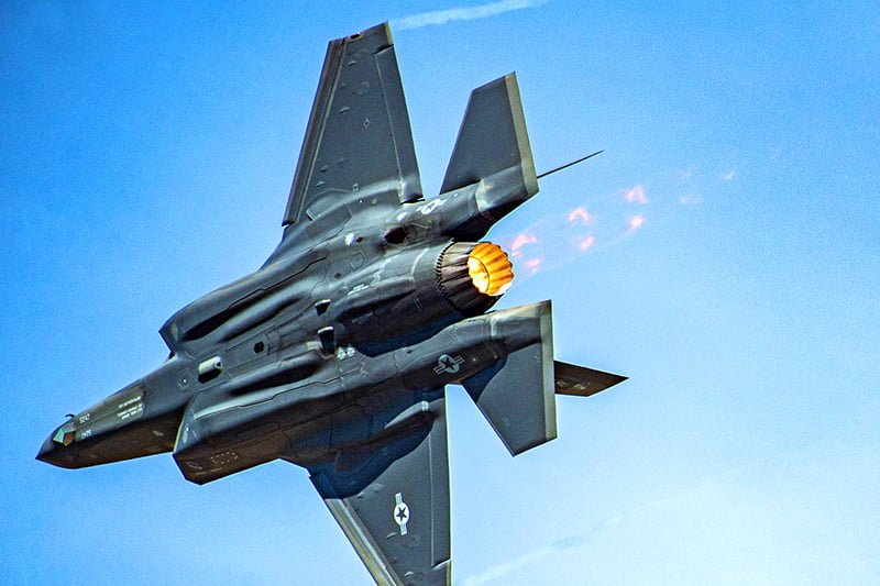 Lockheed Martin Raises 2024 Sales Target on Jet, Missile Demand