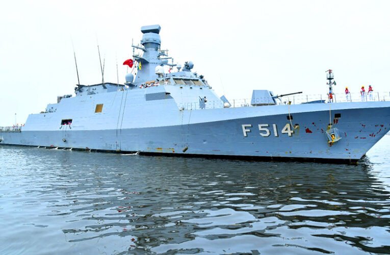 Turkish Navy Ship TCG KINALIADA Arrives in Pakistan