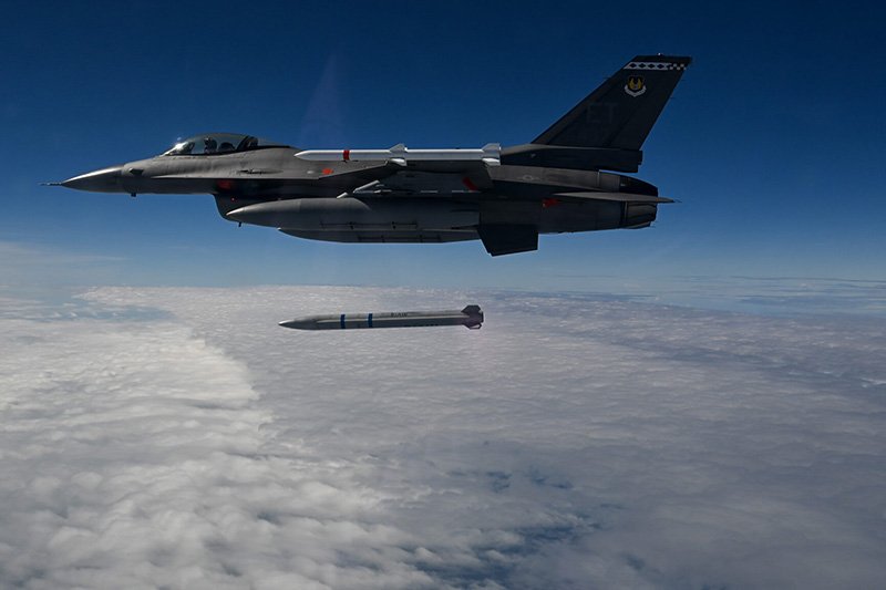 USAF Conducts First Aircraft Launch of Stand-In Attack Weapon
