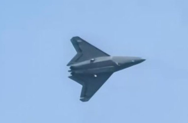 China Shocks Observers with Secret Jet Test Spotted on X