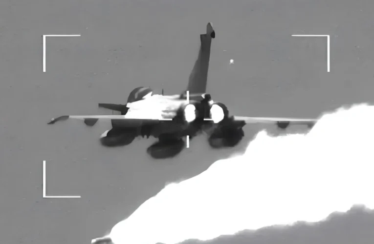 French Navy Rafale M Successfully Launches Meteor Missile