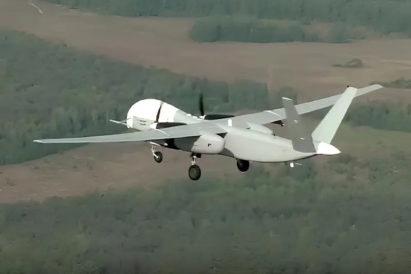 Russian RQ-4 Equivalent Crashes During Test Flight