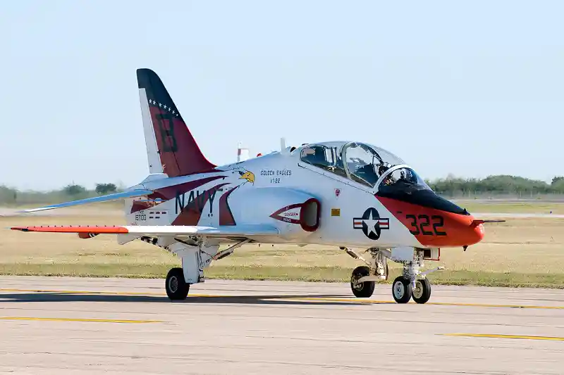 US Navy Extends Operational Life of T-45 Training Aircraft