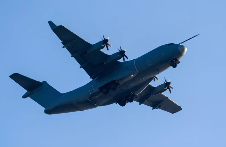 China Successfully Conducts First Test Flight of Y-30 Aircraft
