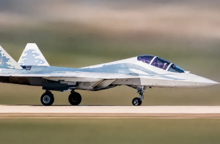 Russia Unveils Twin-Seat 5th Gen Fighter for Drone Warfare